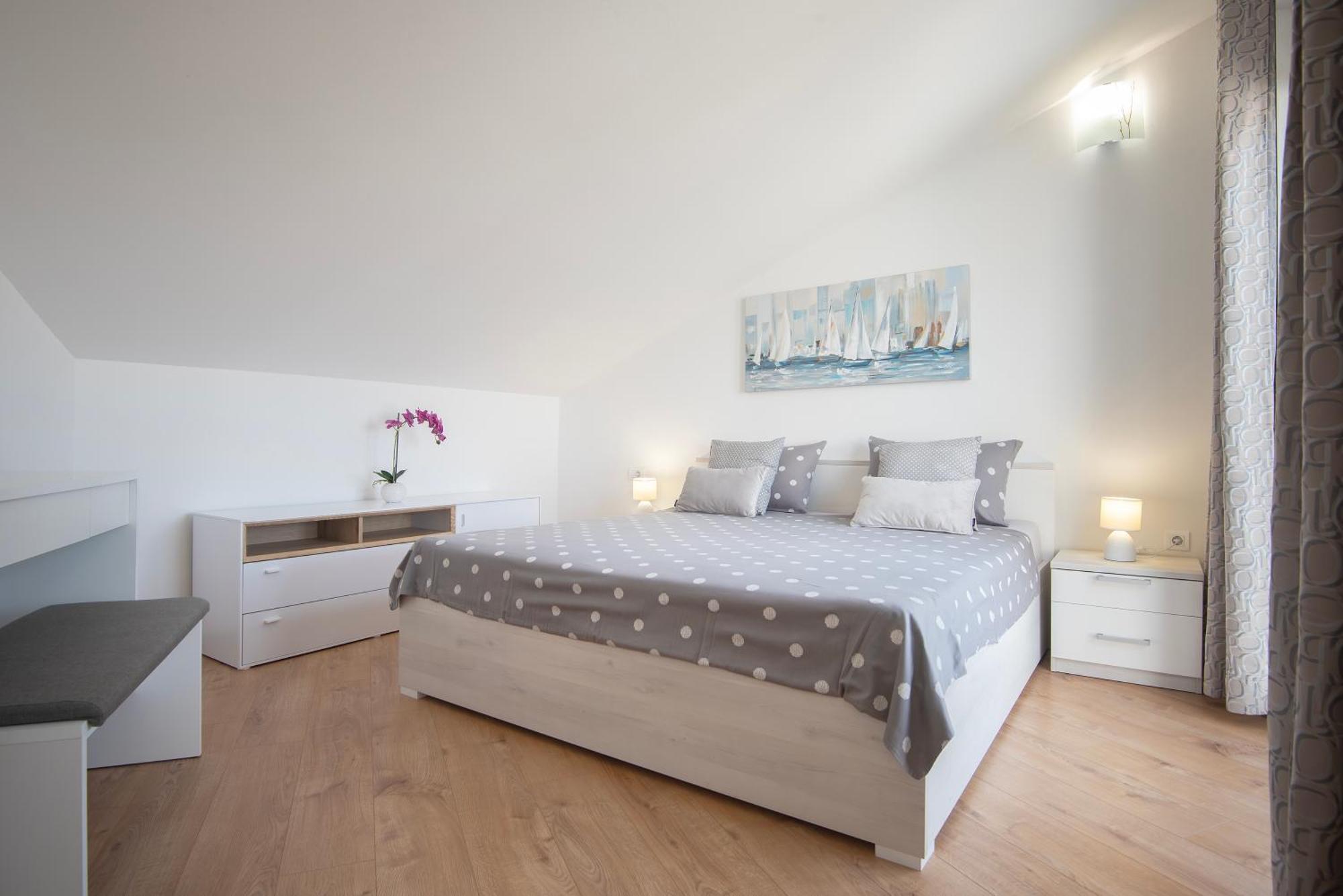 Apartment Klara Пиешчана Увала Екстериор снимка