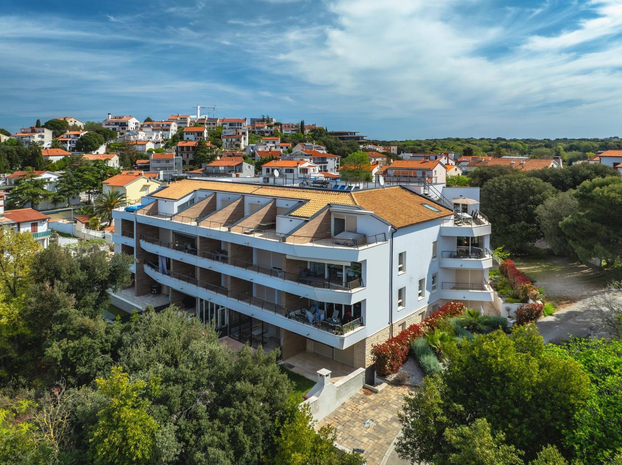 Apartment Klara Пиешчана Увала Екстериор снимка
